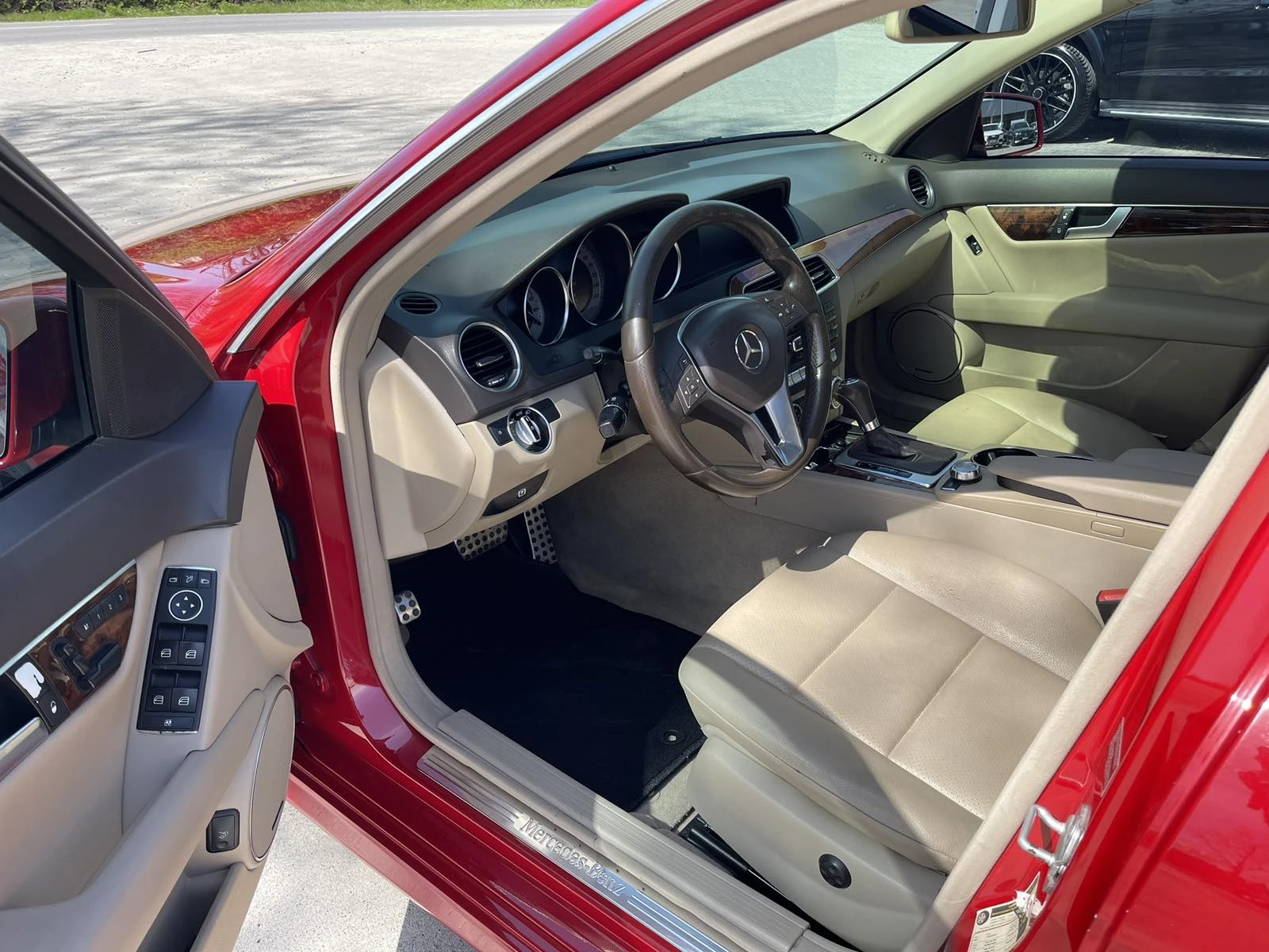 Mercedes-Benz E 250 AMG 6.3 PACK PANORAMA , снимка 9 - Автомобили и джипове - 54227986