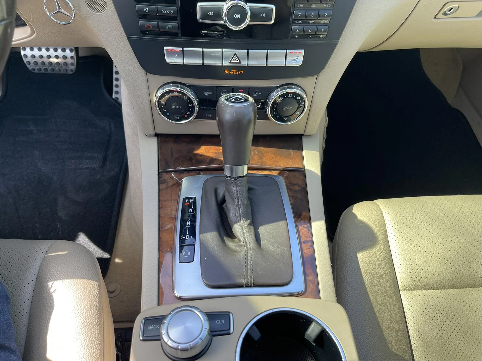 Mercedes-Benz E 250 AMG 6.3 PACK PANORAMA , снимка 15 - Автомобили и джипове - 54227986