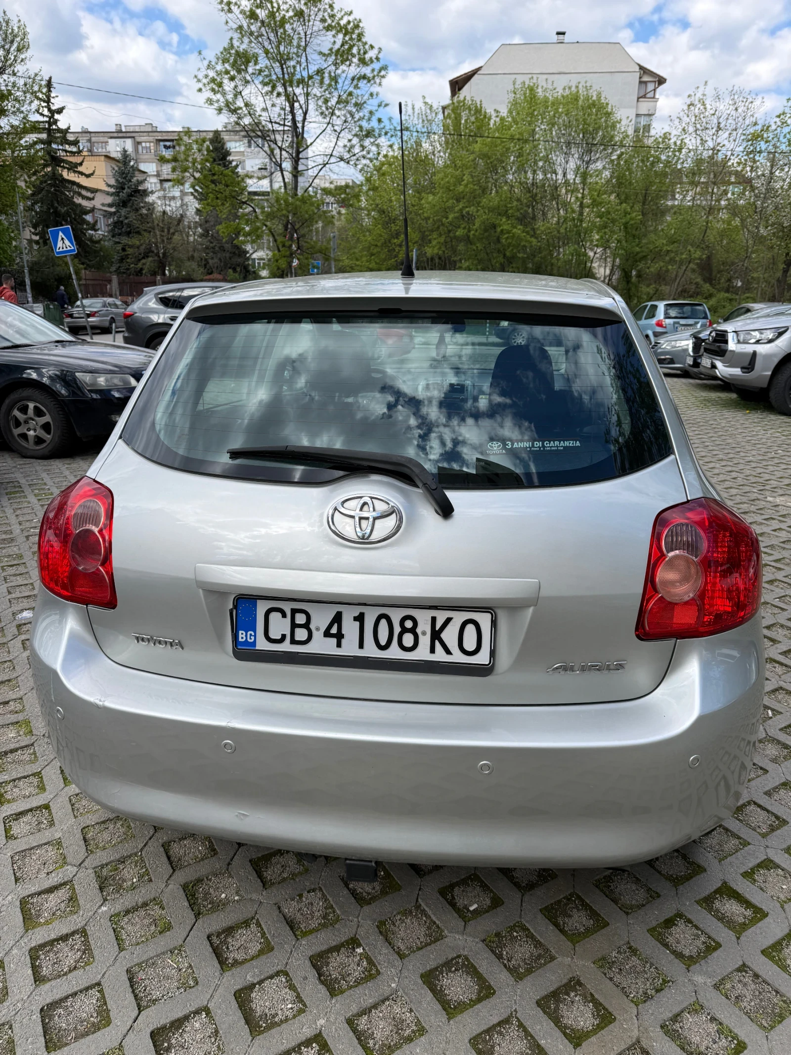 Toyota Auris, снимка 4 - Автомобили и джипове - 54308998