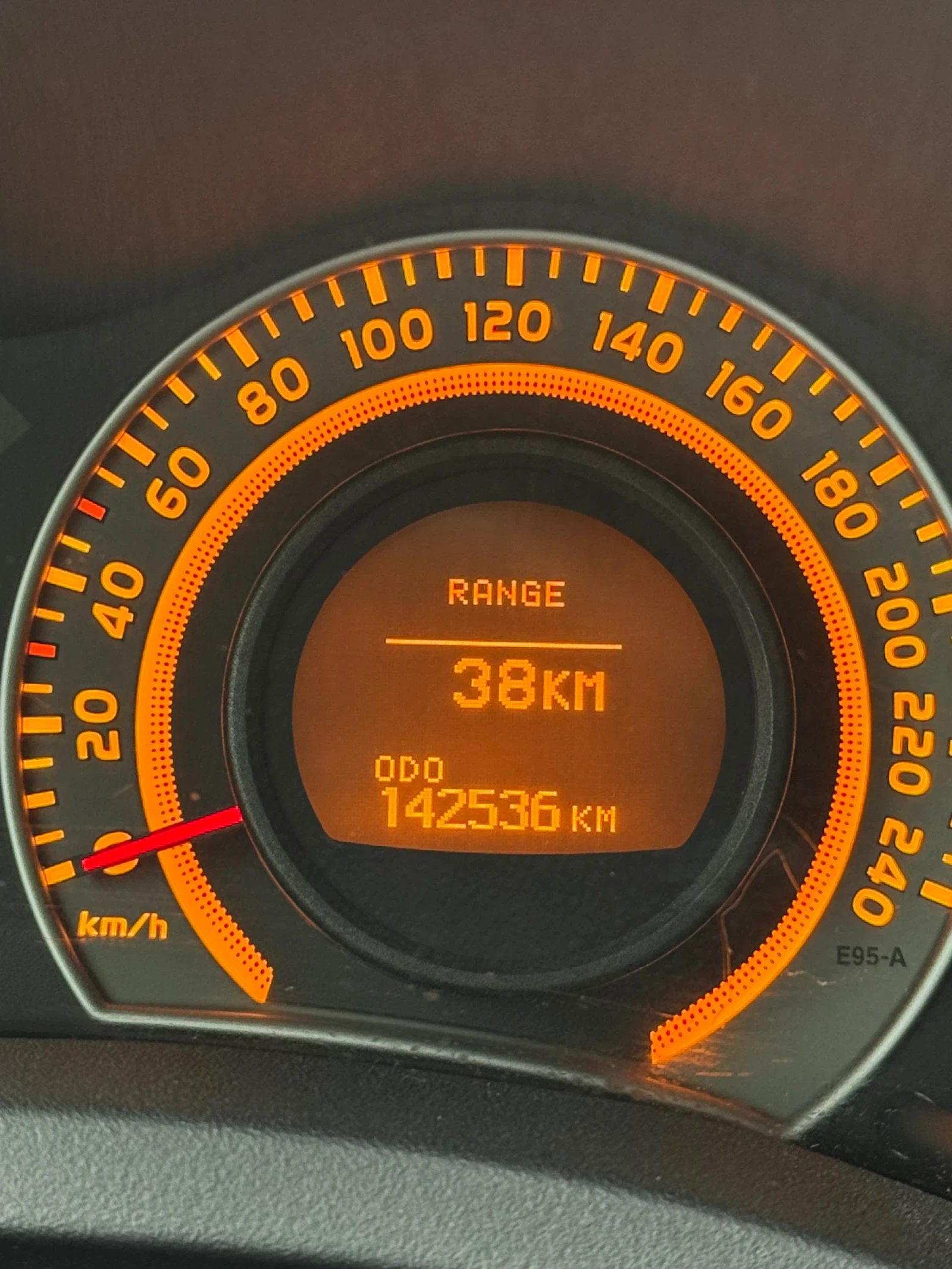 Toyota Auris, снимка 10 - Автомобили и джипове - 54308998