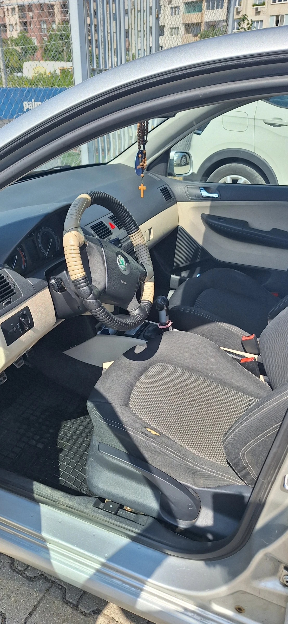 Skoda Fabia, снимка 6 - Автомобили и джипове - 54881356