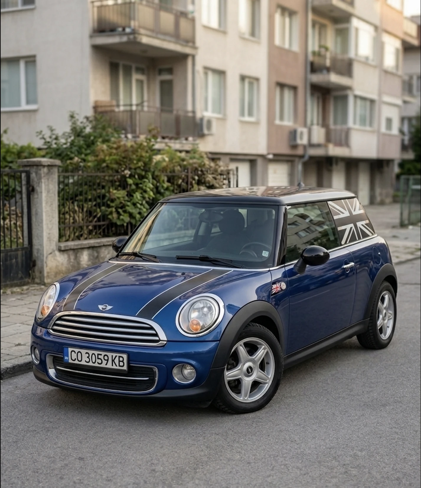 Mini Cooper 1.6 HDi (ДИЗЕЛ) | Навигация | 2 компл. гуми | ТОП
