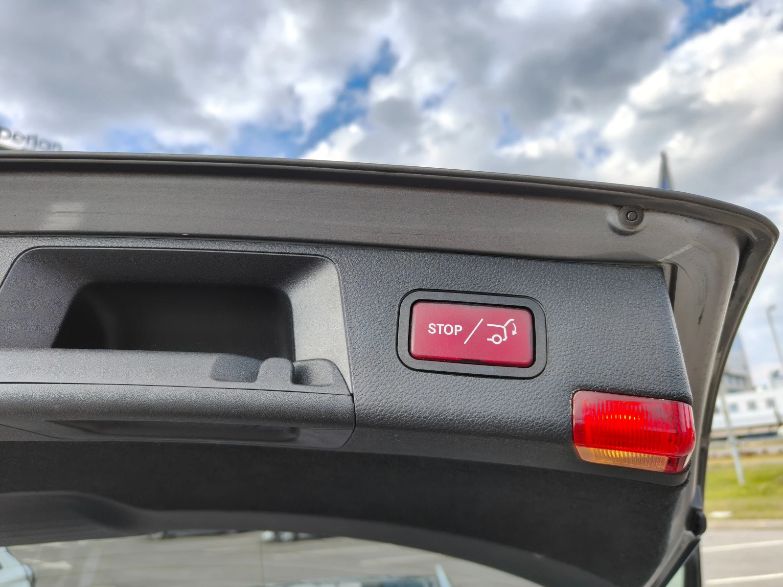 Mercedes-Benz C 220, снимка 11 - Автомобили и джипове - 55085601