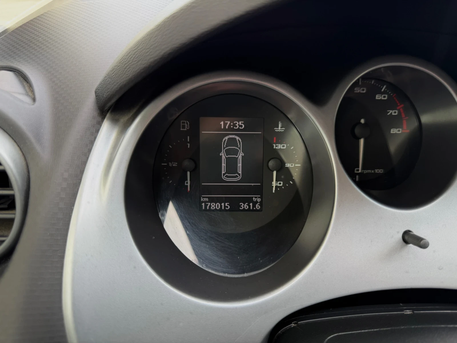 Seat Altea XL - Автоматик, снимка 12 - Автомобили и джипове - 55396089