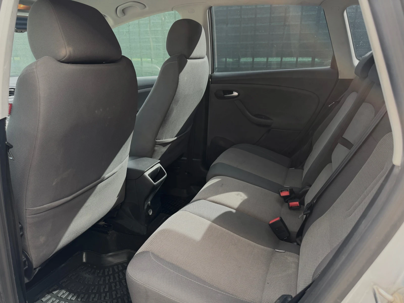Seat Altea XL - Автоматик, снимка 11 - Автомобили и джипове - 55396089