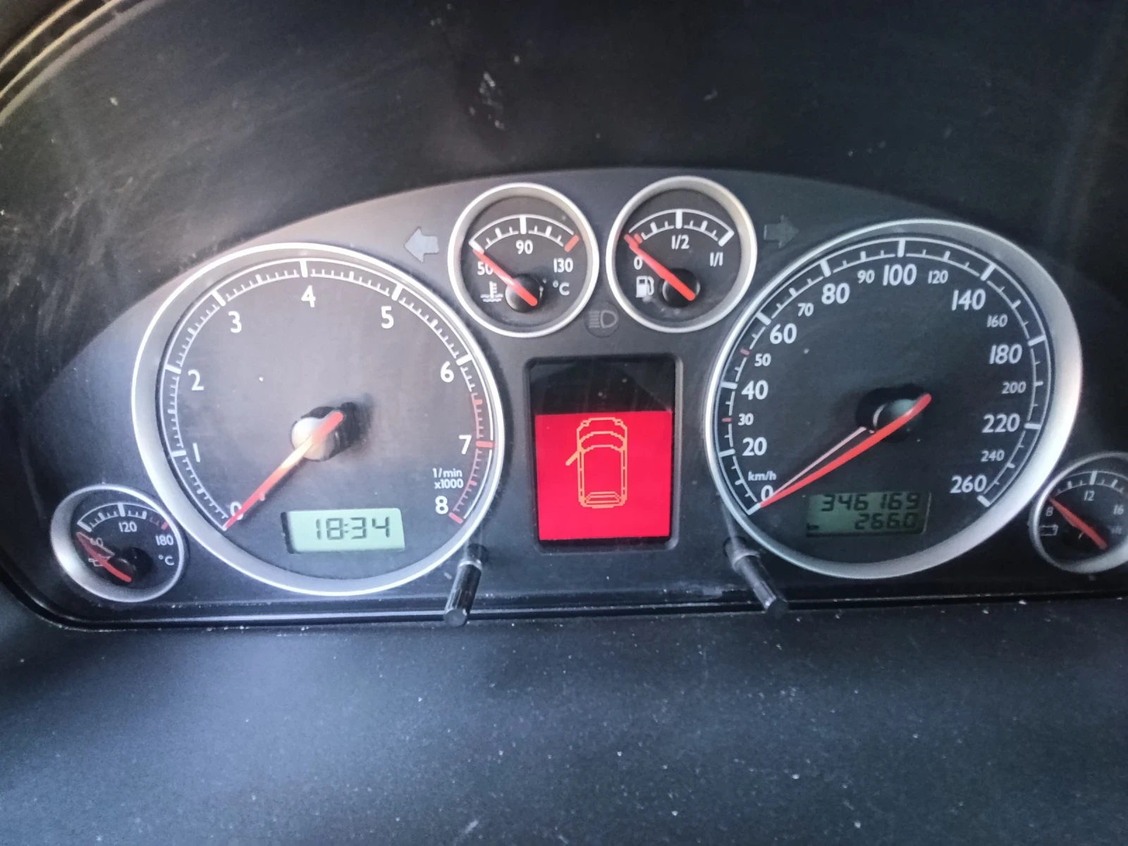 VW Sharan, снимка 11 - Автомобили и джипове - 55487026
