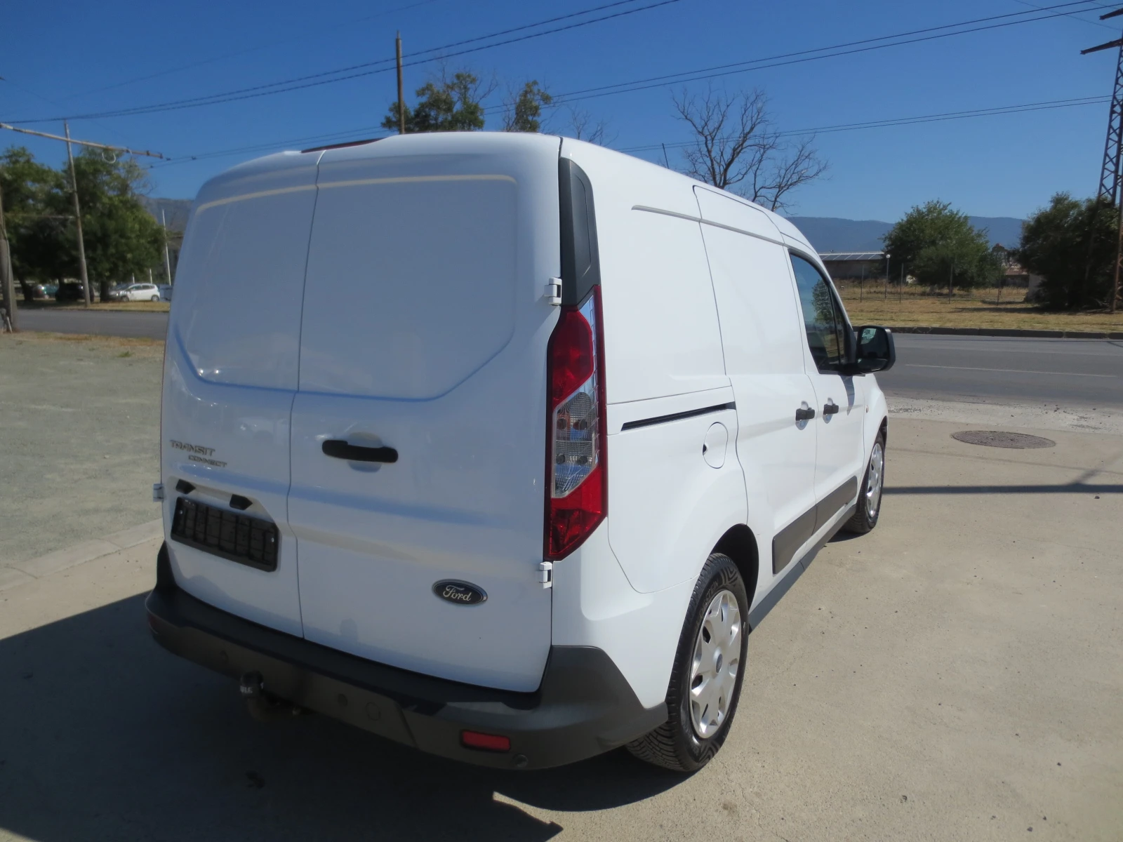 Ford Connect 1.5 TDCI, снимка 5 - Автомобили и джипове - 55688422