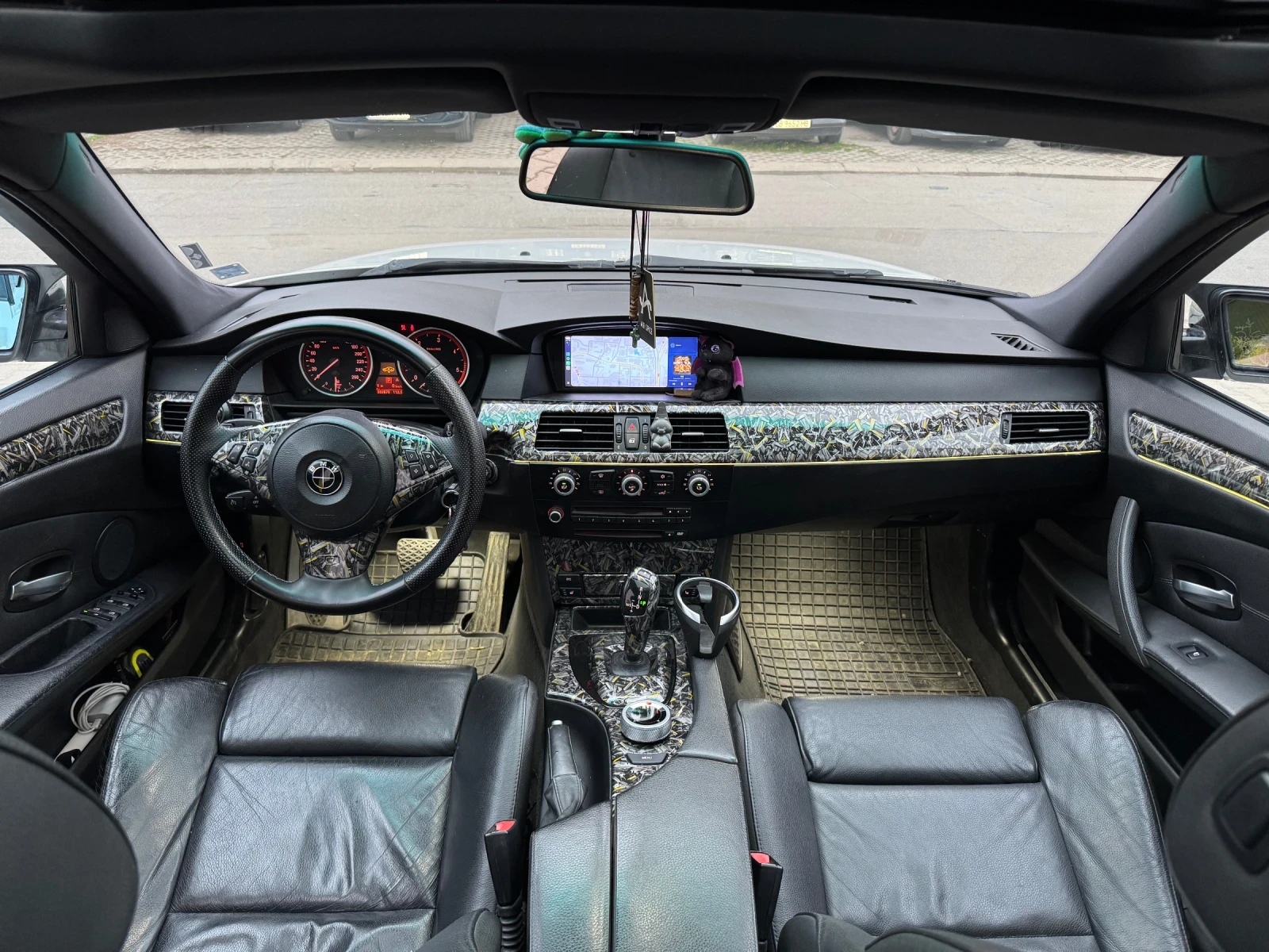 BMW 530, снимка 10 - Автомобили и джипове - 56144420