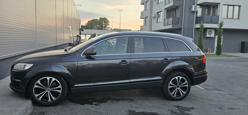 Audi Q7 3.0 tdi 4x4 7 места , снимка 2 - Автомобили и джипове - 46913036