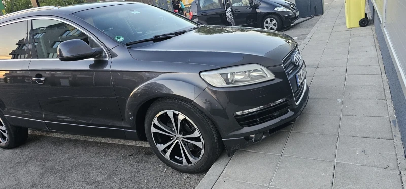 Audi Q7 3.0 tdi 4x4 7 места , снимка 7 - Автомобили и джипове - 46913036