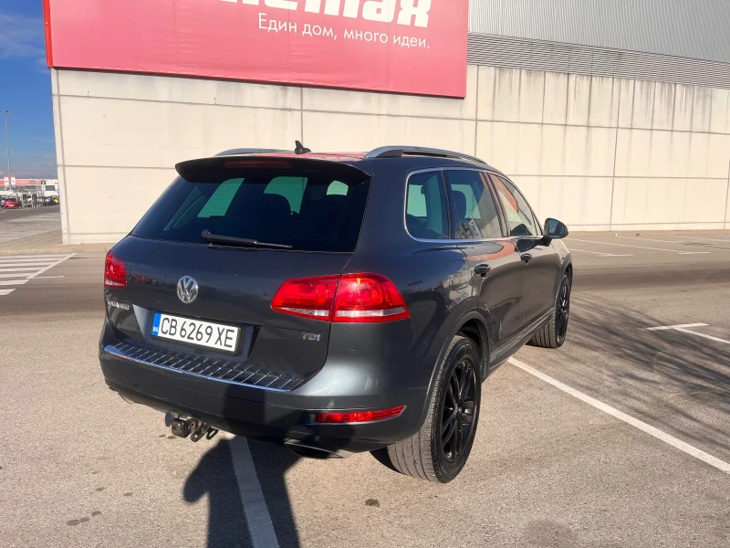 VW Touareg, снимка 4 - Автомобили и джипове - 48601039