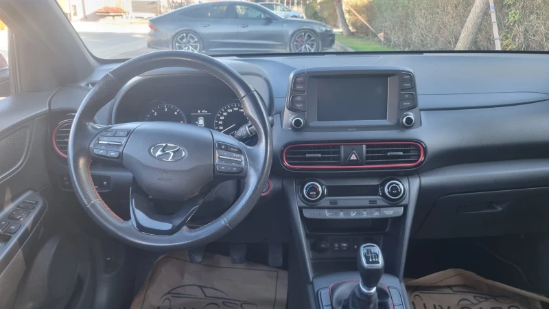 Hyundai Kona, снимка 15 - Автомобили и джипове - 48848952