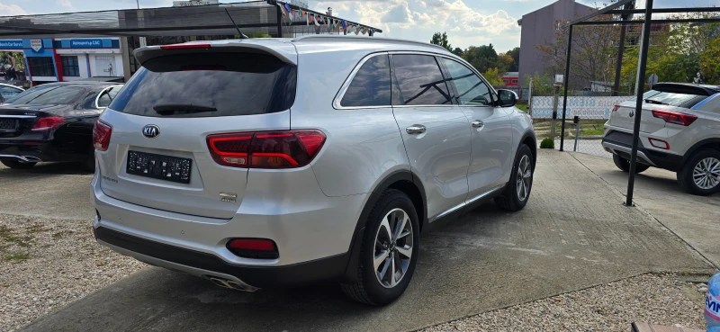 Kia Sorento 2.0 CRDI 186К.С. 53066 КМ., снимка 4 - Автомобили и джипове - 52143105