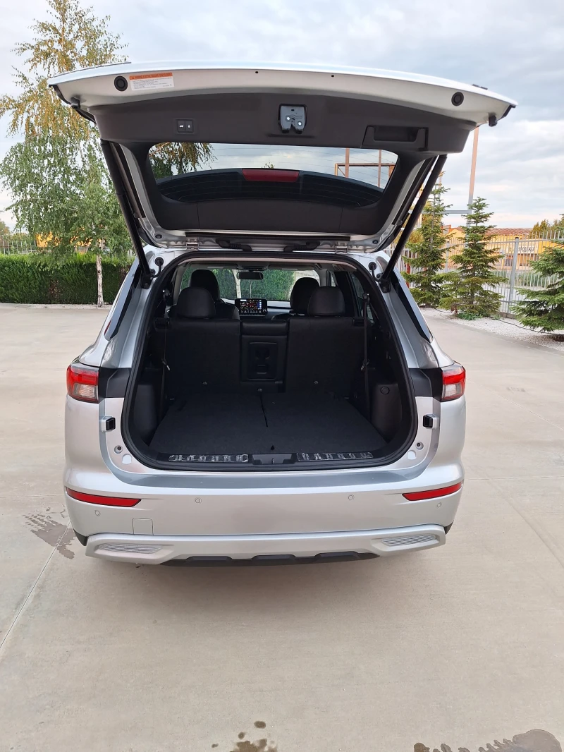 Mitsubishi Outlander, снимка 7 - Автомобили и джипове - 52590491