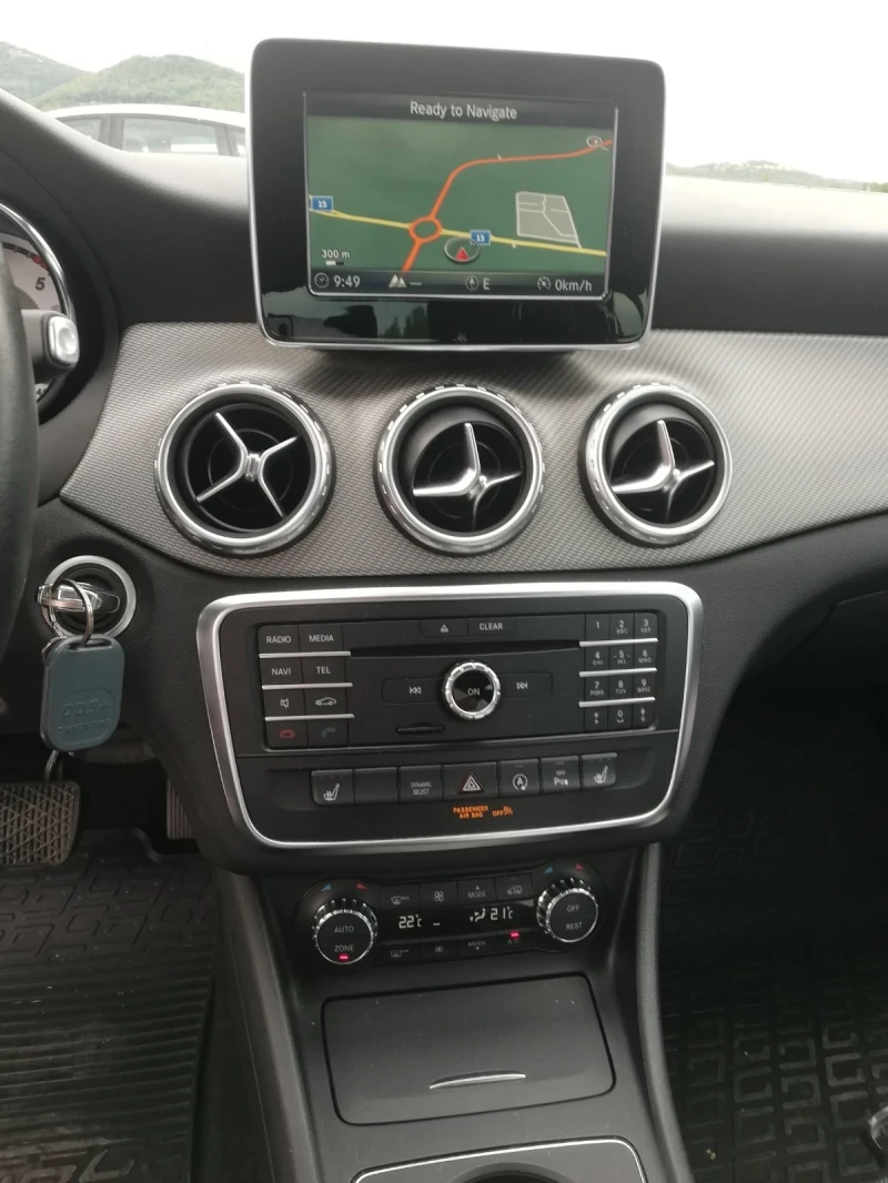 Mercedes-Benz GLA 220 2.2 D Full Service 177кс., снимка 14 - Автомобили и джипове - 52500773