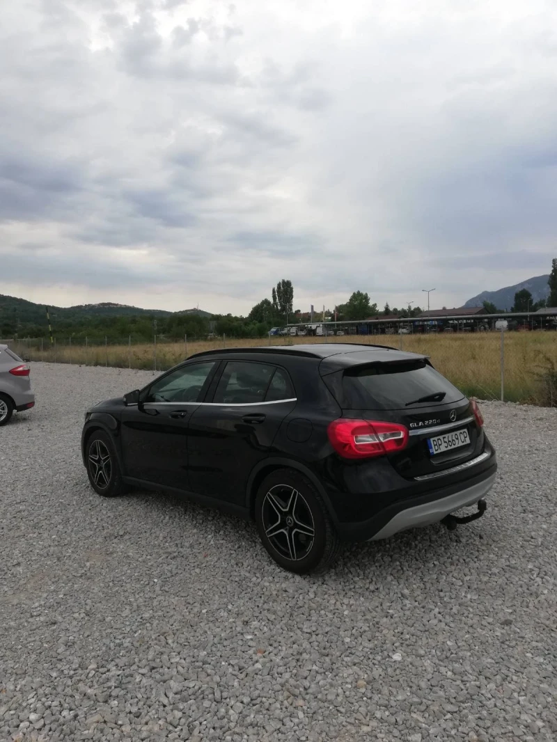 Mercedes-Benz GLA 220 2.2 D Full Service 177кс., снимка 3 - Автомобили и джипове - 52500773