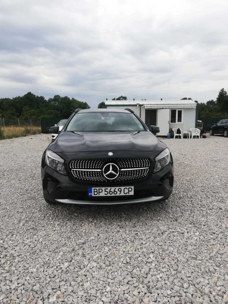 Mercedes-Benz GLA 220 2.2 D Full Service 177кс., снимка 2 - Автомобили и джипове - 52500773