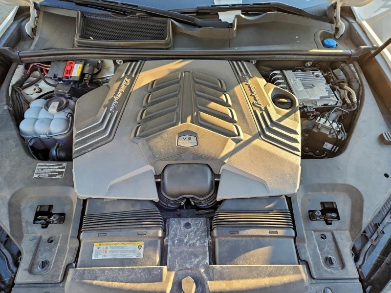 Lamborghini Urus, снимка 12 - Автомобили и джипове - 53286798