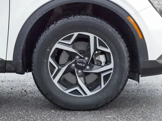 Kia Sportage / AWD / LX / ПОДГРЕВИ / CARFAX / - изображение 3