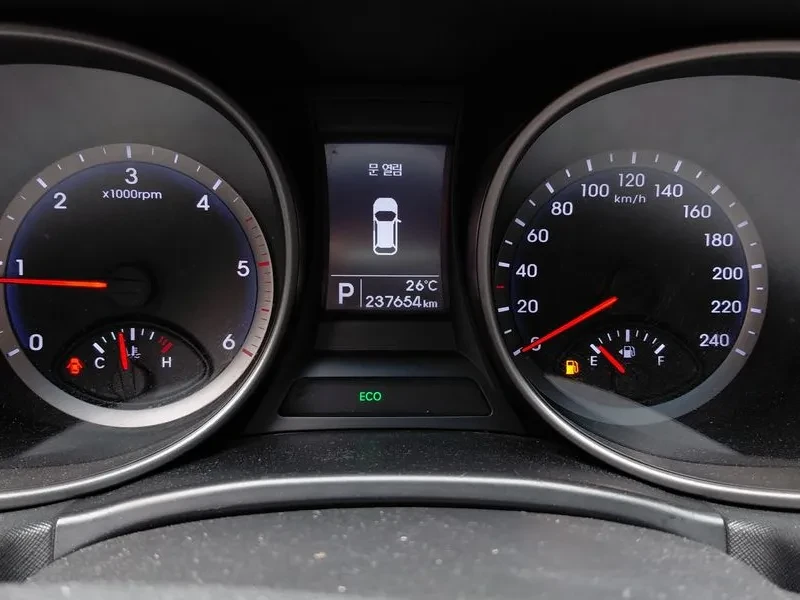 Hyundai Santa fe DM 2.O 2WD PREMIUM, снимка 8 - Автомобили и джипове - 55702415