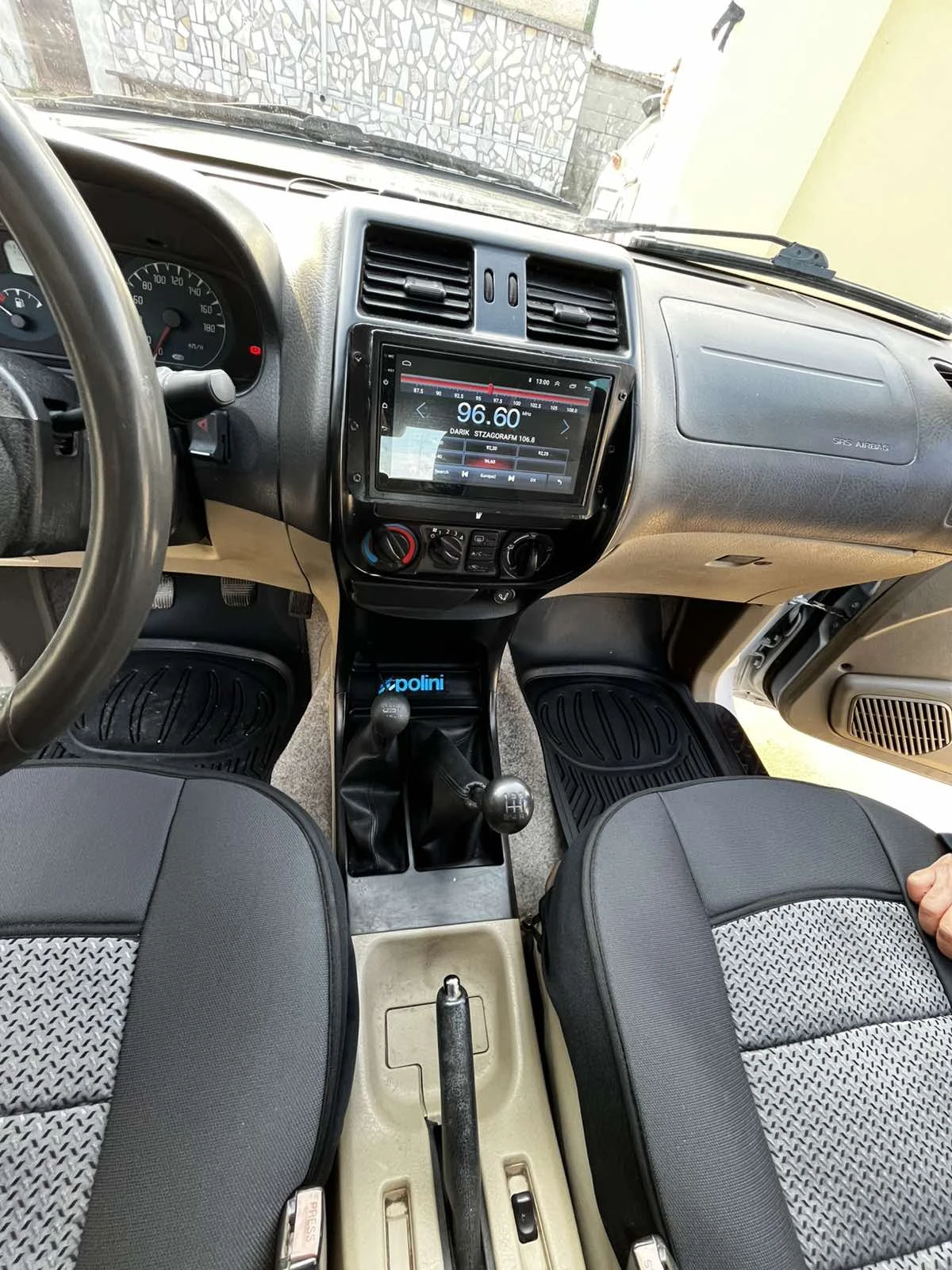 Nissan Terrano  - изображение 6