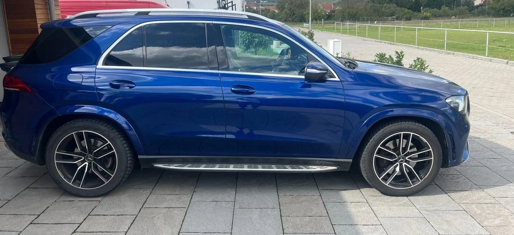 Mercedes-Benz GLE 300d 4Matic AMG Line - изображение 2