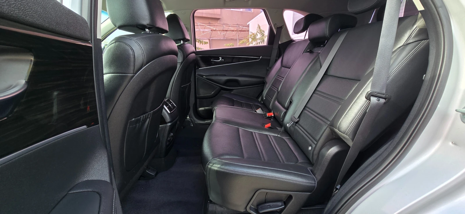 Kia Sorento 2.0 CRDI 186К.С. 53066 КМ. | Mobile.bg — изображение 10