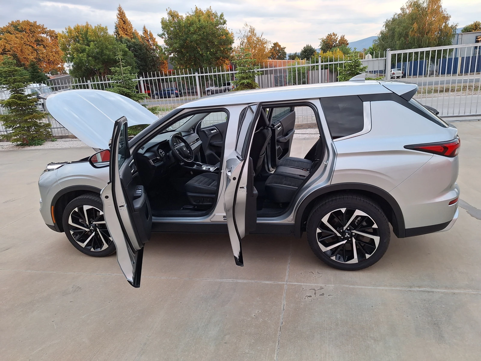 Mitsubishi Outlander | Mobile.bg � ����������� 11