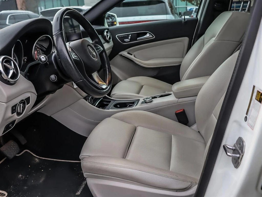 Mercedes-Benz GLA 250 * CARFAX * ЦЕНА ДО БГ - изображение 9