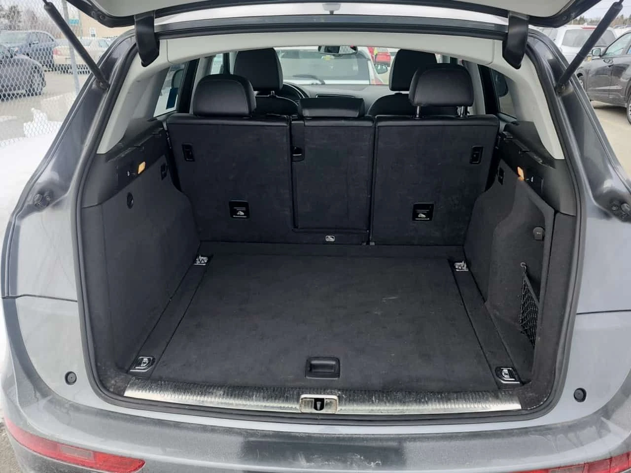 Audi Q5 * 2.0T Quattro * 2 KЛЮЧА* ПОДГРЕВИ* CARFAX * , снимка 13 - Автомобили и джипове - 53745768