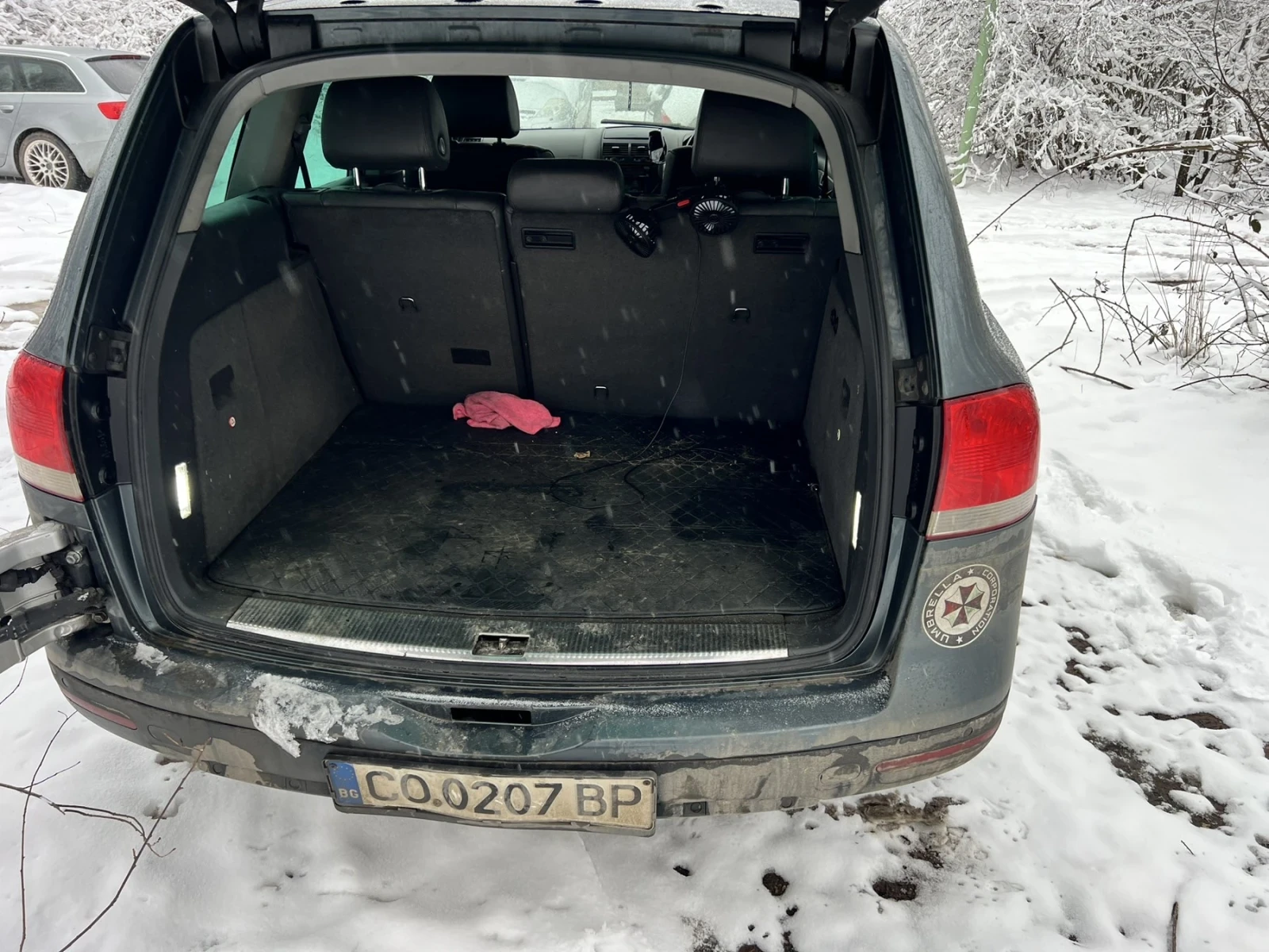 VW Touareg За части!!!!, снимка 2 - Автомобили и джипове - 53860760