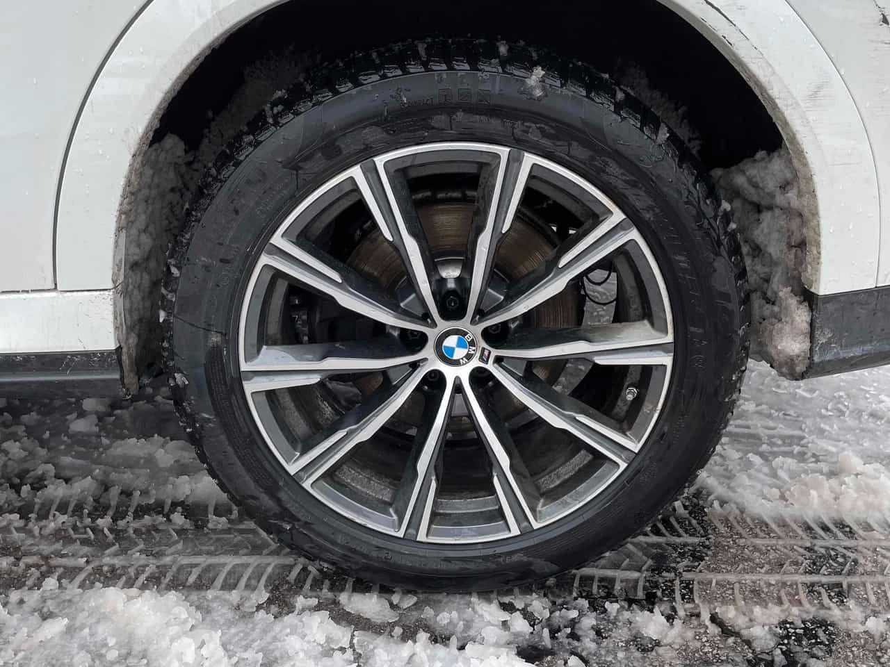 BMW X6 xDrive40i * M-Sport * CARFAX * Без инциденти * , снимка 9 - Автомобили и джипове - 53873409