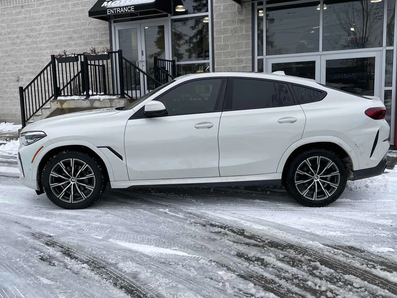 BMW X6 xDrive40i * M-Sport * CARFAX * Без инциденти * , снимка 3 - Автомобили и джипове - 53873409