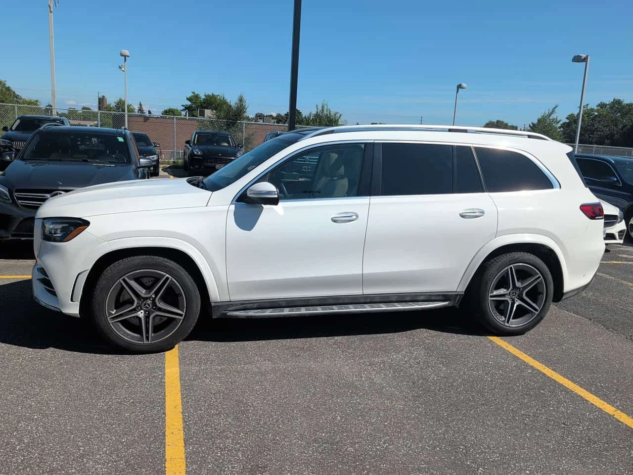 Mercedes-Benz GLS * 450 * CARFAX * ЦЕНА ДО БГ, снимка 2 - Автомобили и джипове - 55251552