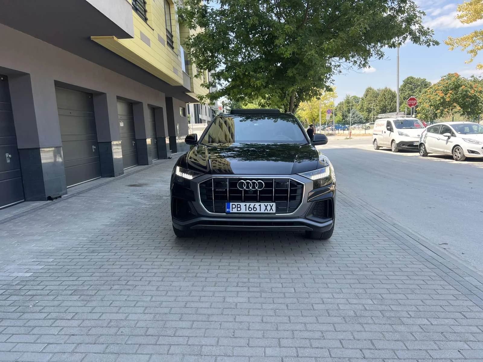 Audi Q8 3.0 TFSI, TECHNIK, B&O, HEAD-UP, S-LINE, DISTR, снимка 2 - Автомобили и джипове - 55324386
