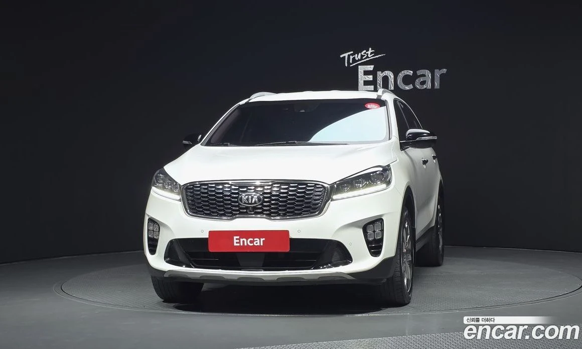 Kia Sorento Diesel 2.2 2WD Noblesse, снимка 3 - Автомобили и джипове - 56155174