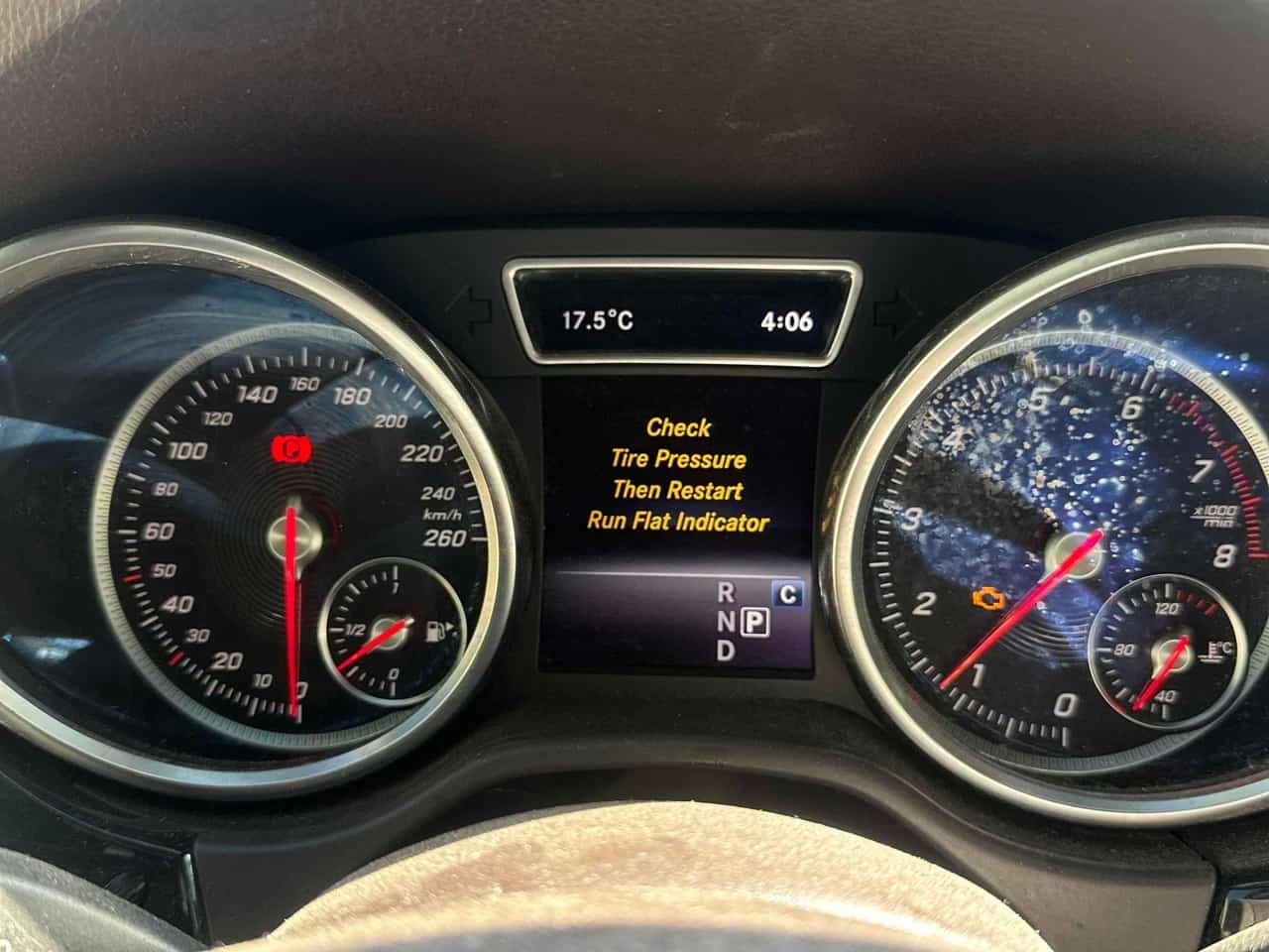 Mercedes-Benz GLE 400 * АВТОКРЕДИТ * ГЛАВНО ПРЕДСТАВИТЕЛСТВО, снимка 8 - Автомобили и джипове - 56235672