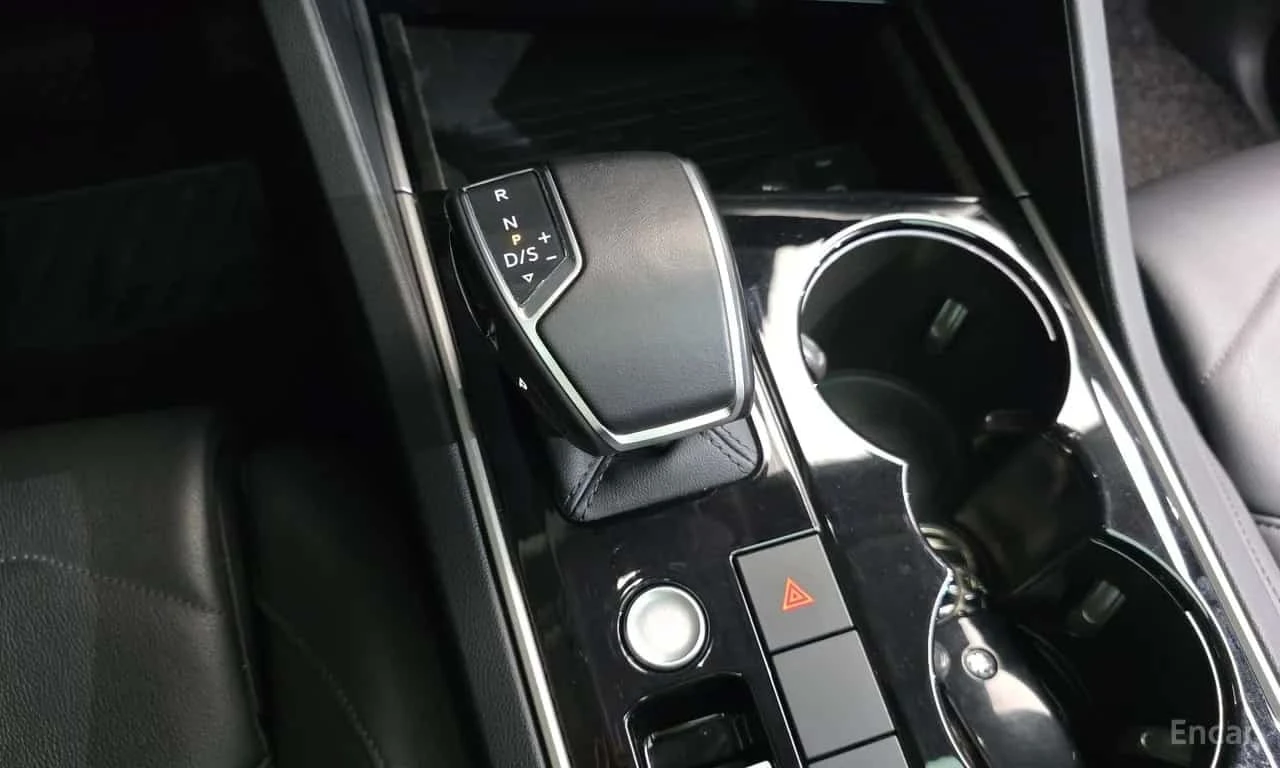VW Touareg 3.0 TDI Premium, снимка 9 - Автомобили и джипове - 56274258