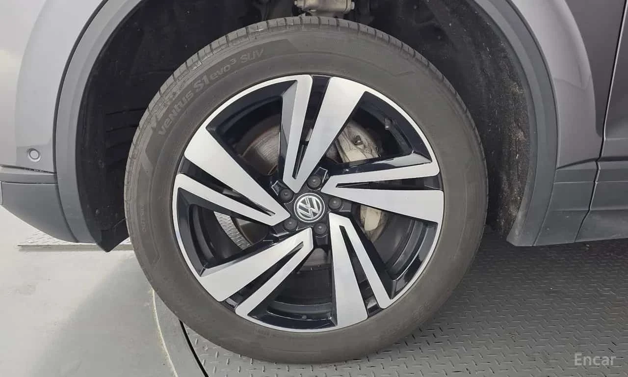 VW Touareg 3.0 TDI Premium, снимка 5 - Автомобили и джипове - 56274258