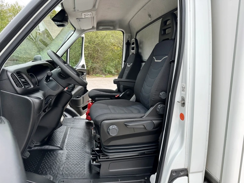 Iveco Daily 35S16* ХЛАДИЛЕН* БОРД+ ВРАТИ* ТОК* КЛИМА, снимка 9 - Бусове и автобуси - 51840834