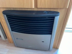 Каравана Chateau Lunar 470, снимка 7