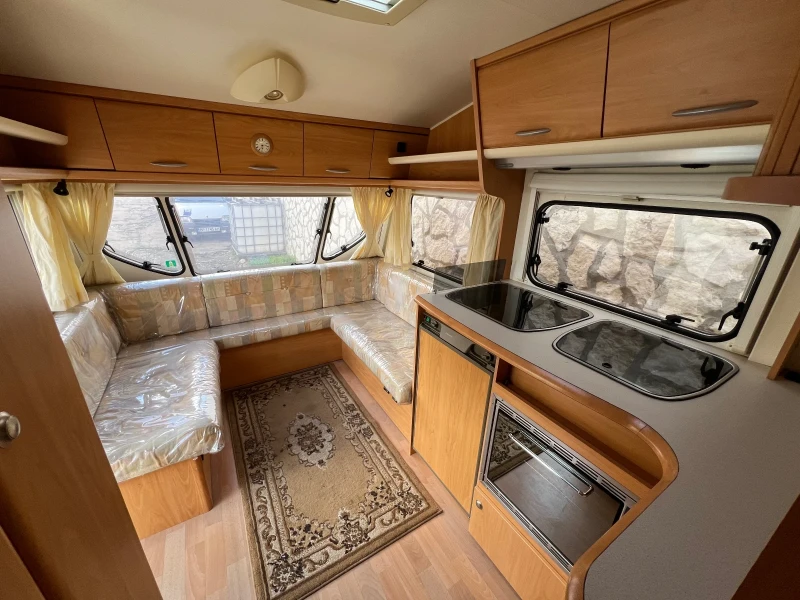 Каравана Chateau Lunar 470, снимка 9 - Каравани и кемпери - 53067694