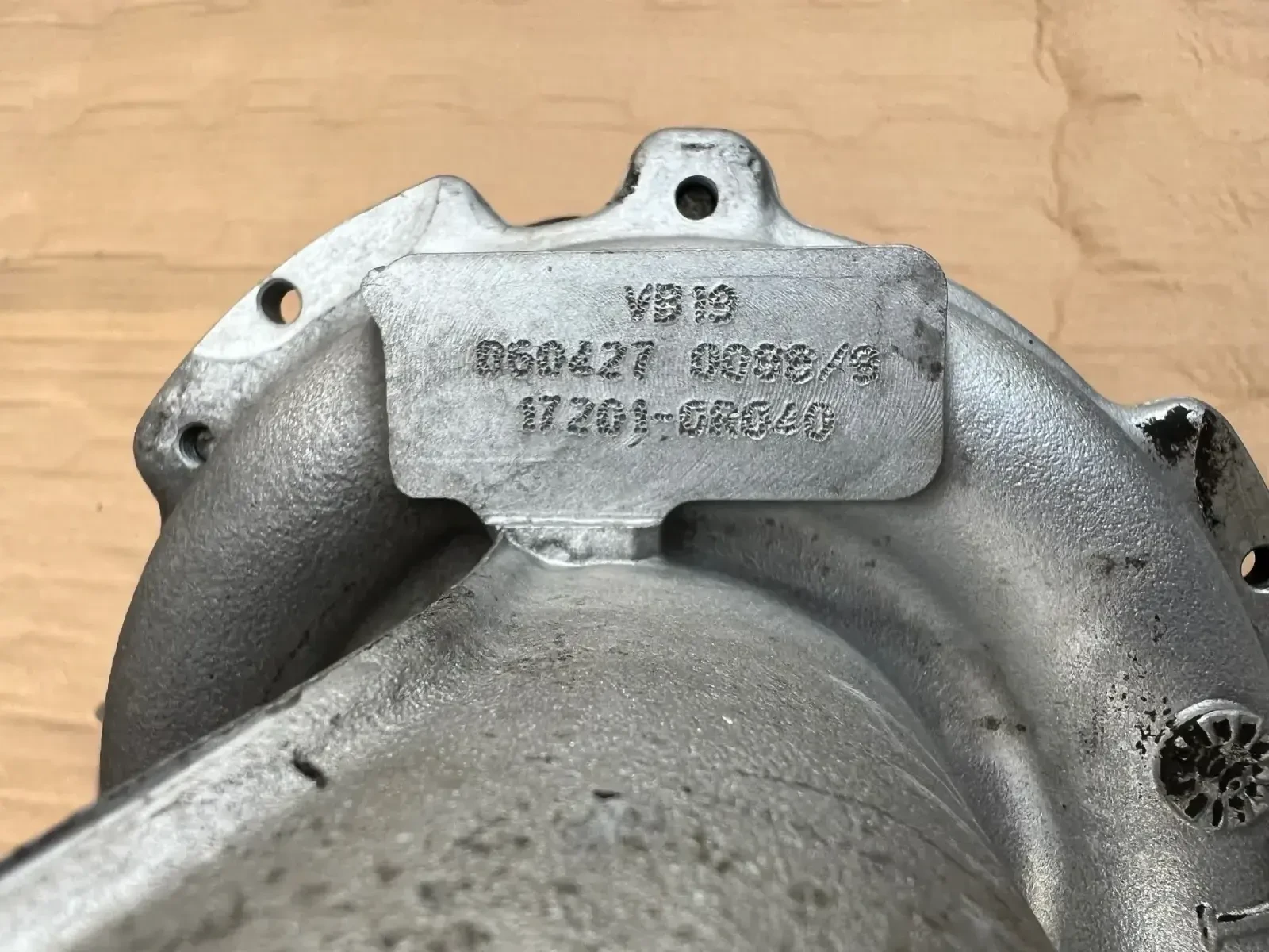 ������� 17201-0R010  VB19 TOYOTA 2.0 D4D  | Mobile.bg � ����������� 2