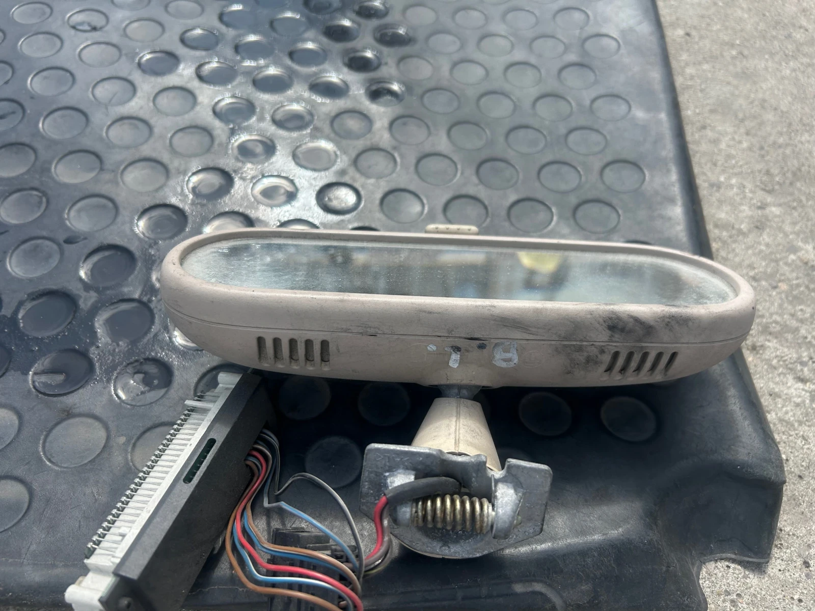 Вътрешно огледало за VW / AUDI, снимка 5 - Части - 53982614