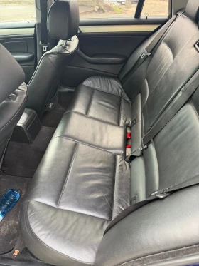 BMW 330, снимка 10