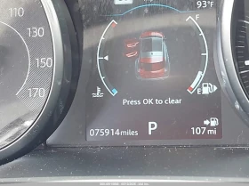 Jaguar E-pace * AWD* ПАНО* KEYLESS* Camera* ПОДГРЕВ* , снимка 15