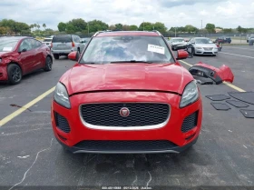 Jaguar E-pace * AWD* ПАНО* KEYLESS* Camera* ПОДГРЕВ* , снимка 12