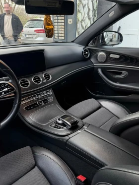 Mercedes-Benz E 200 4Matic, снимка 9
