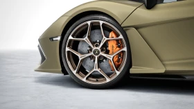 Lamborghini Revuelto ���* �������* Ad Personam*  | Mobile.bg � ����� ������ 3