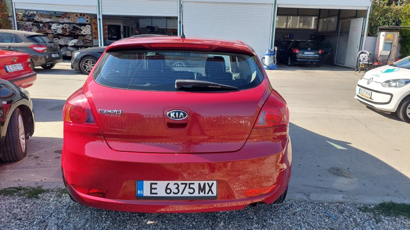 Kia Pro ceed 1.4i, снимка 6 - Автомобили и джипове - 47580695